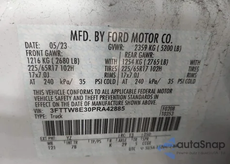 2023 Ford Maverick Xlt z USA, uszkodzony, nr VIN 3FTTW8E30PRA42885